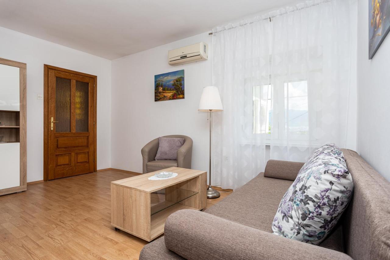 Apartment Mira Silo-Krk Eksteriør bilde